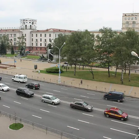 Апартаменты One Bedroom On Yakuba Kolasa